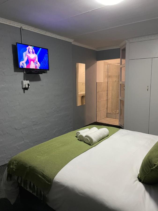 קמפטון פארק Host Hub Guest House מראה חיצוני תמונה