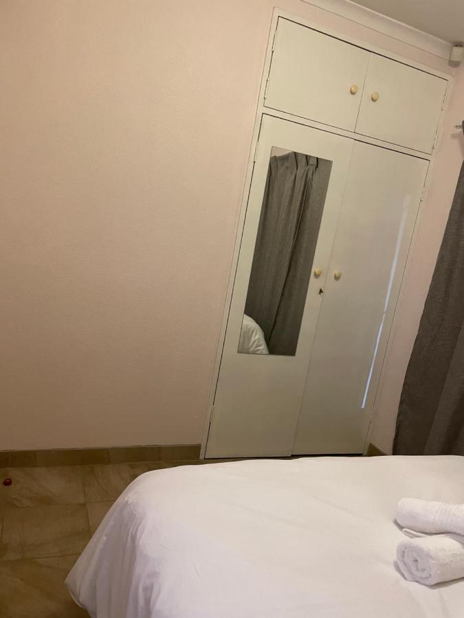 קמפטון פארק Host Hub Guest House מראה חיצוני תמונה