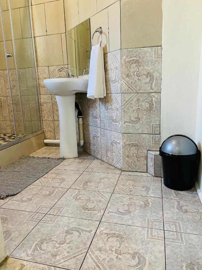 קמפטון פארק Host Hub Guest House מראה חיצוני תמונה