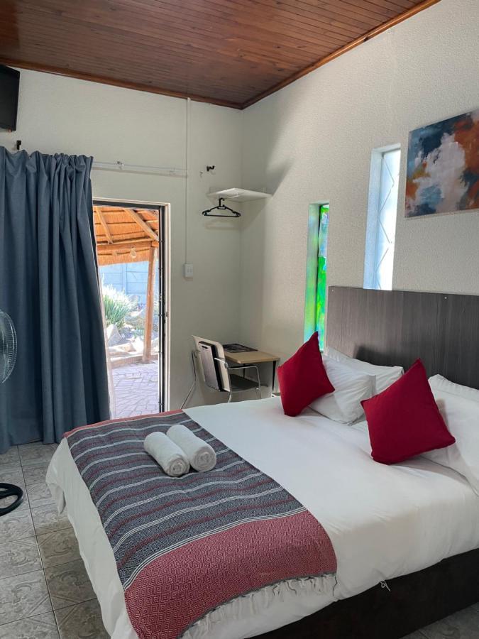 קמפטון פארק Host Hub Guest House מראה חיצוני תמונה