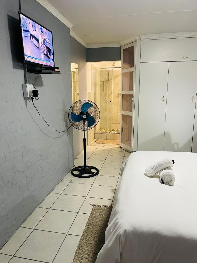 קמפטון פארק Host Hub Guest House מראה חיצוני תמונה