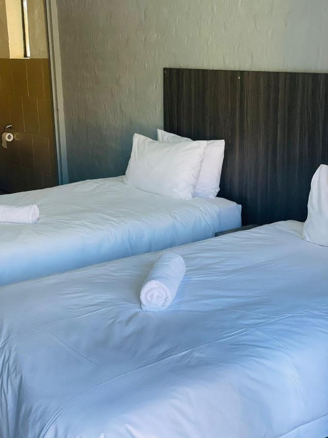 קמפטון פארק Host Hub Guest House מראה חיצוני תמונה