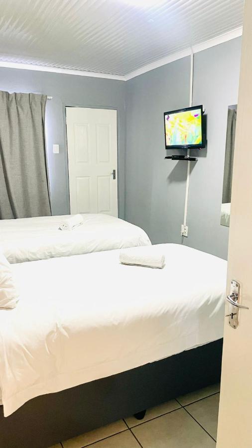 קמפטון פארק Host Hub Guest House מראה חיצוני תמונה